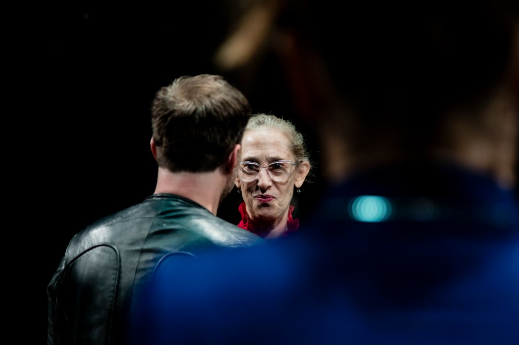 La imagen actual no tiene texto alternativo. El nombre del archivo es: la-habitacion-blanca-14-ph-giampaolo-sama.jpg