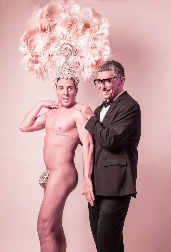 La imagen actual no tiene texto alternativo. El nombre del archivo es: como_nunca_otra_vez_103.jpg