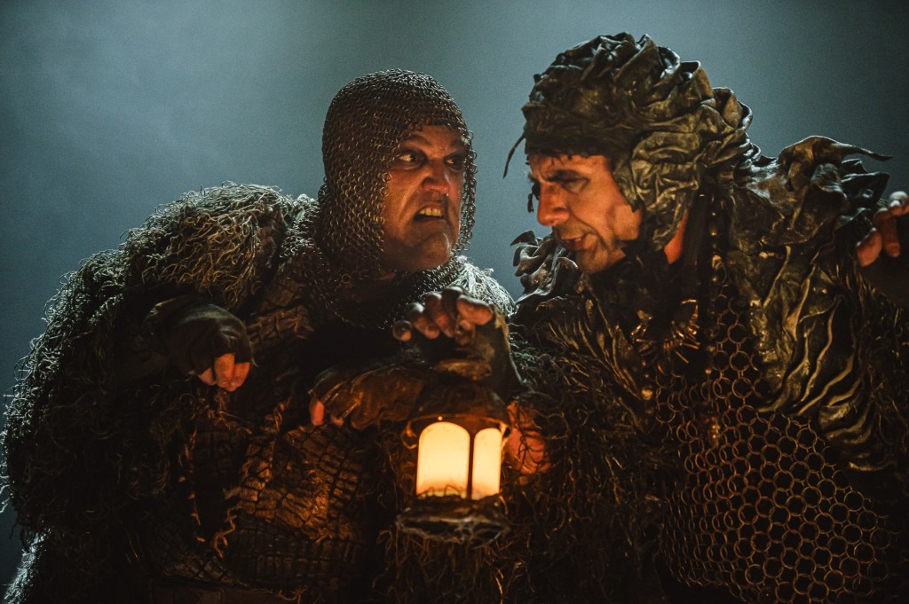 La imagen actual no tiene texto alternativo. El nombre del archivo es: los-sepultureros1.jpg